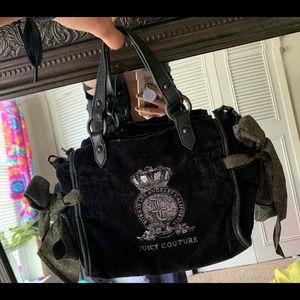 NWT- black and gold juicy couture daydreamer